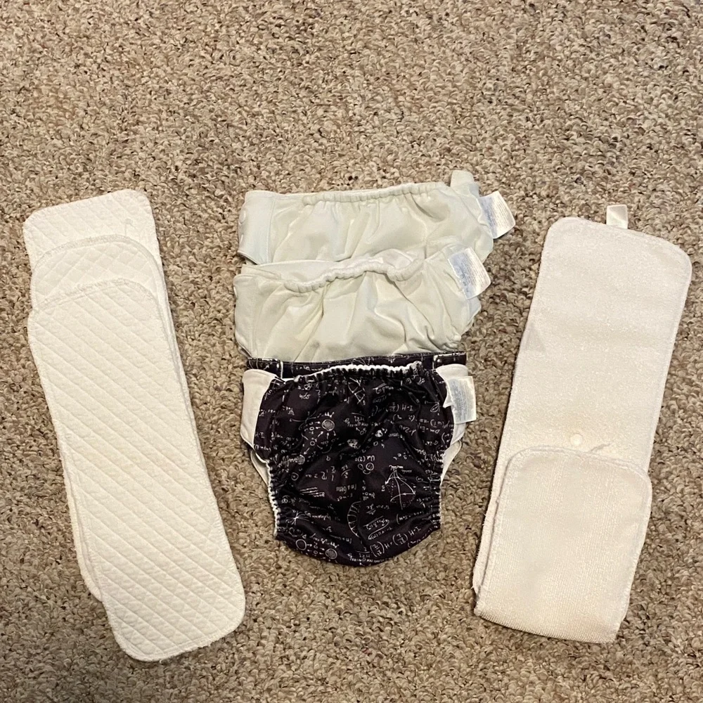 BumGenius Adjustable Snap Closure Diaper Set